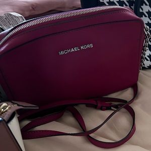 Michael kors cross body bag